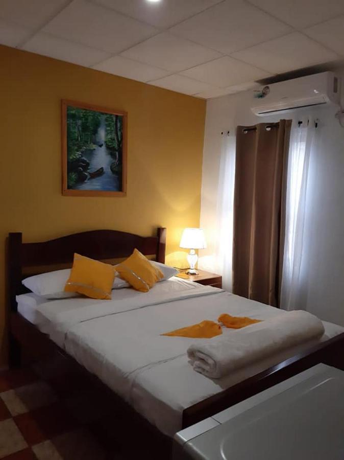 Saint Charles Inn, Belize Central America Пунта-Горда Экстерьер фото